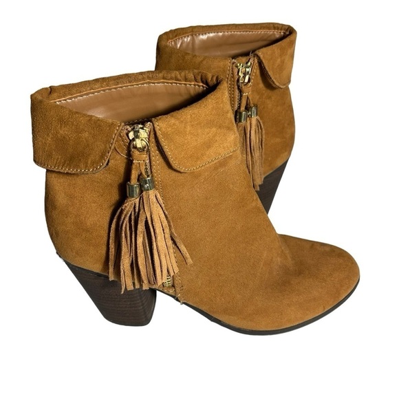 Western Chief Faux Suede Round Toe Booties Sz 9 - Picture 1 of 11